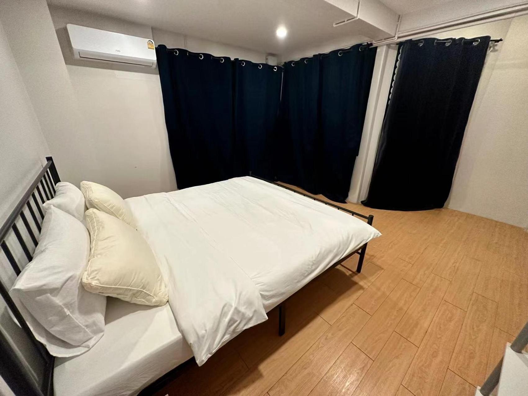 The Cute Silom Hostel Bangkok Exterior foto