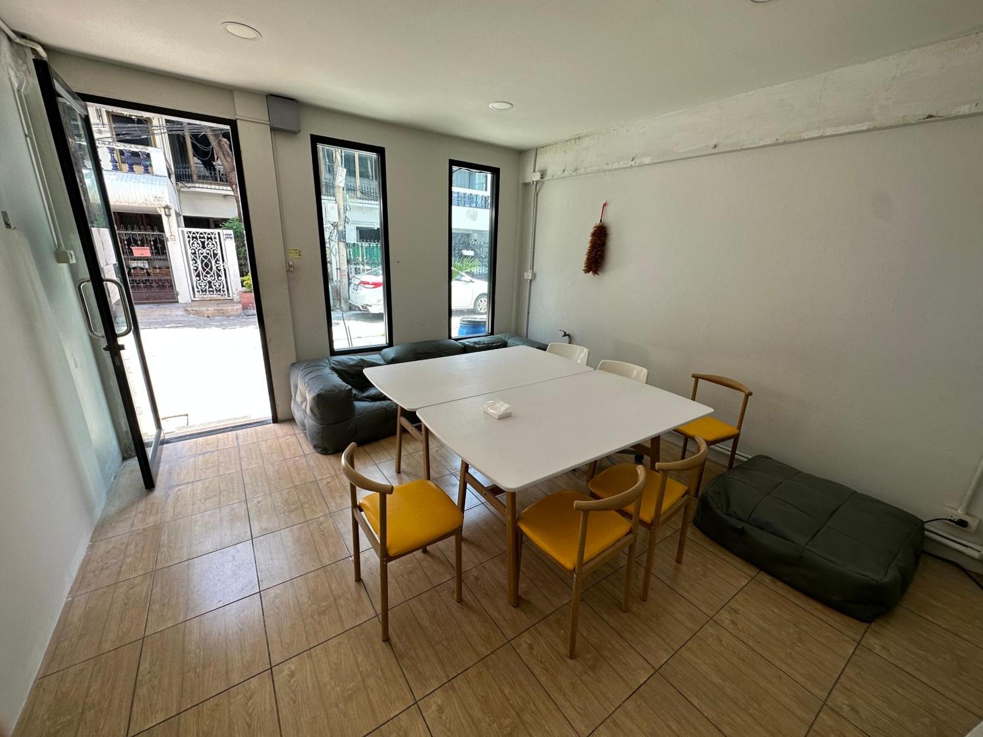 The Cute Silom Hostel Bangkok Exterior foto